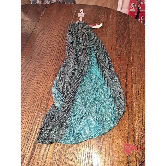 New Merona 2014 Infinity Scarf Jam Loop Scarf Turquoise Black Silver Wrap NWT - Picture 1 of 6